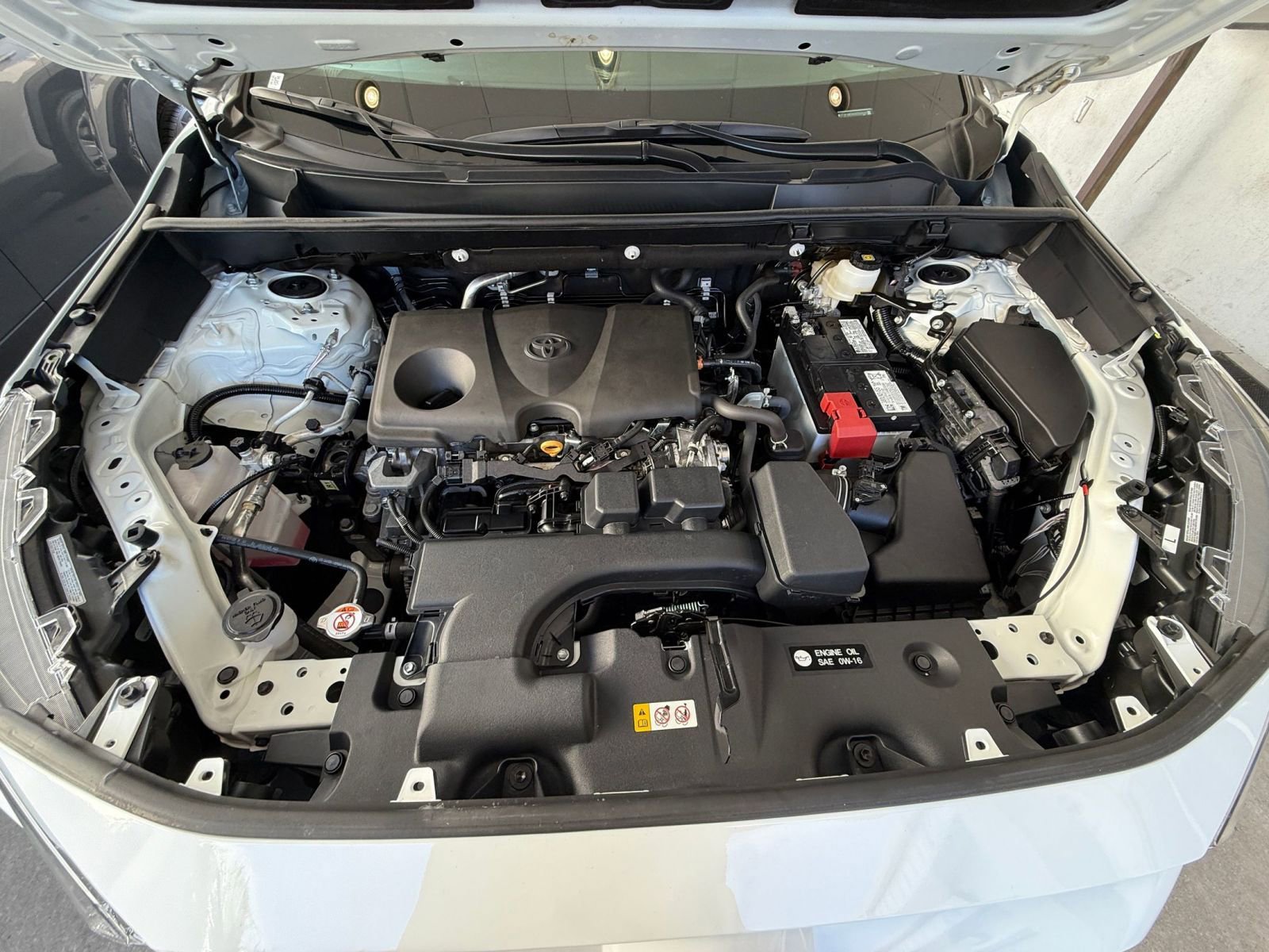 Thumbnail: 2025 Toyota RAV4 - 33