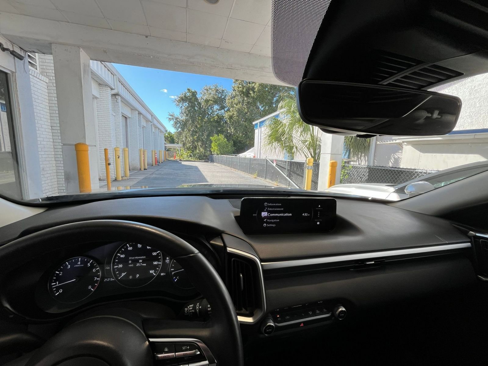 Thumbnail: 2025 Mazda CX-50 - 33