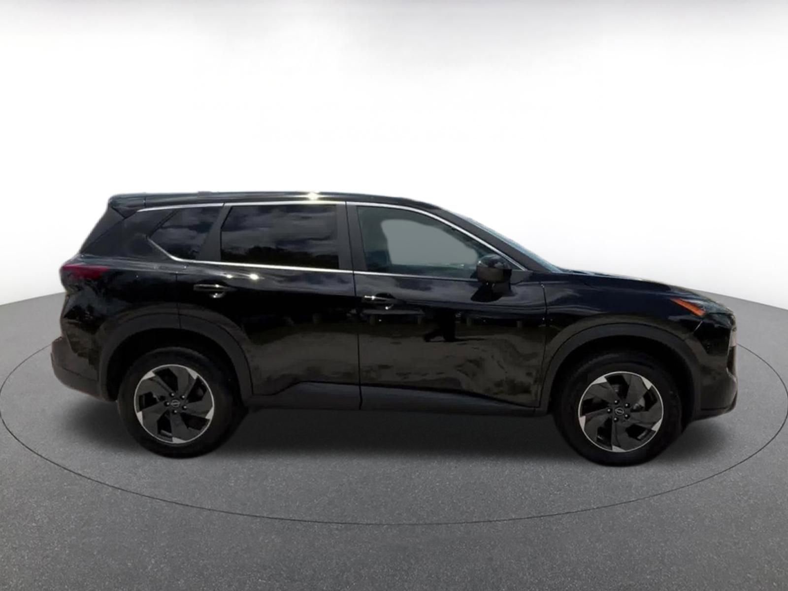 Thumbnail: 2025 Nissan Rogue - 16
