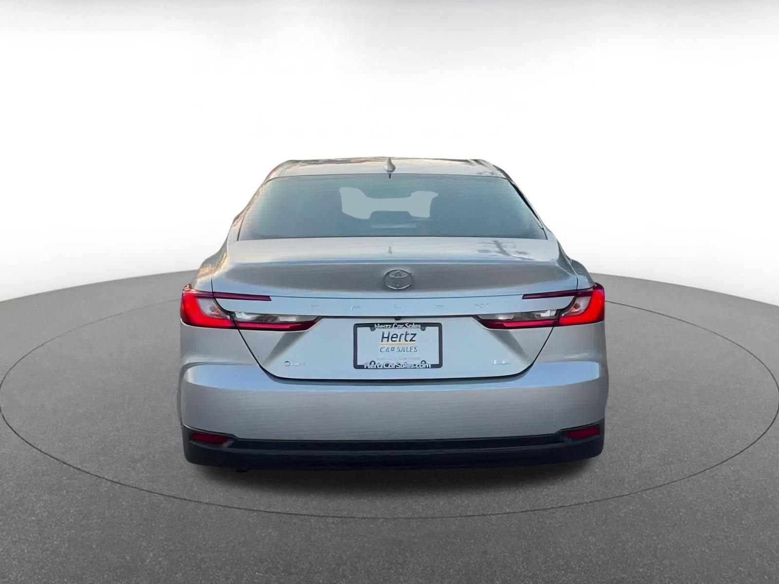 Thumbnail: 2025 Toyota Camry - 11