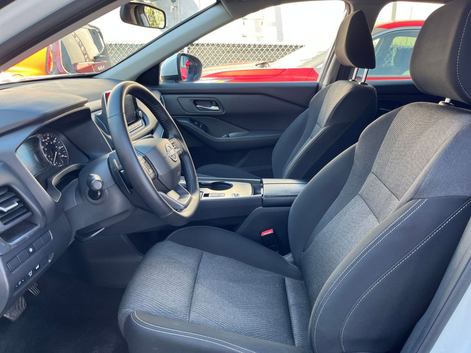 Thumbnail: 2025 Nissan Rogue - 28