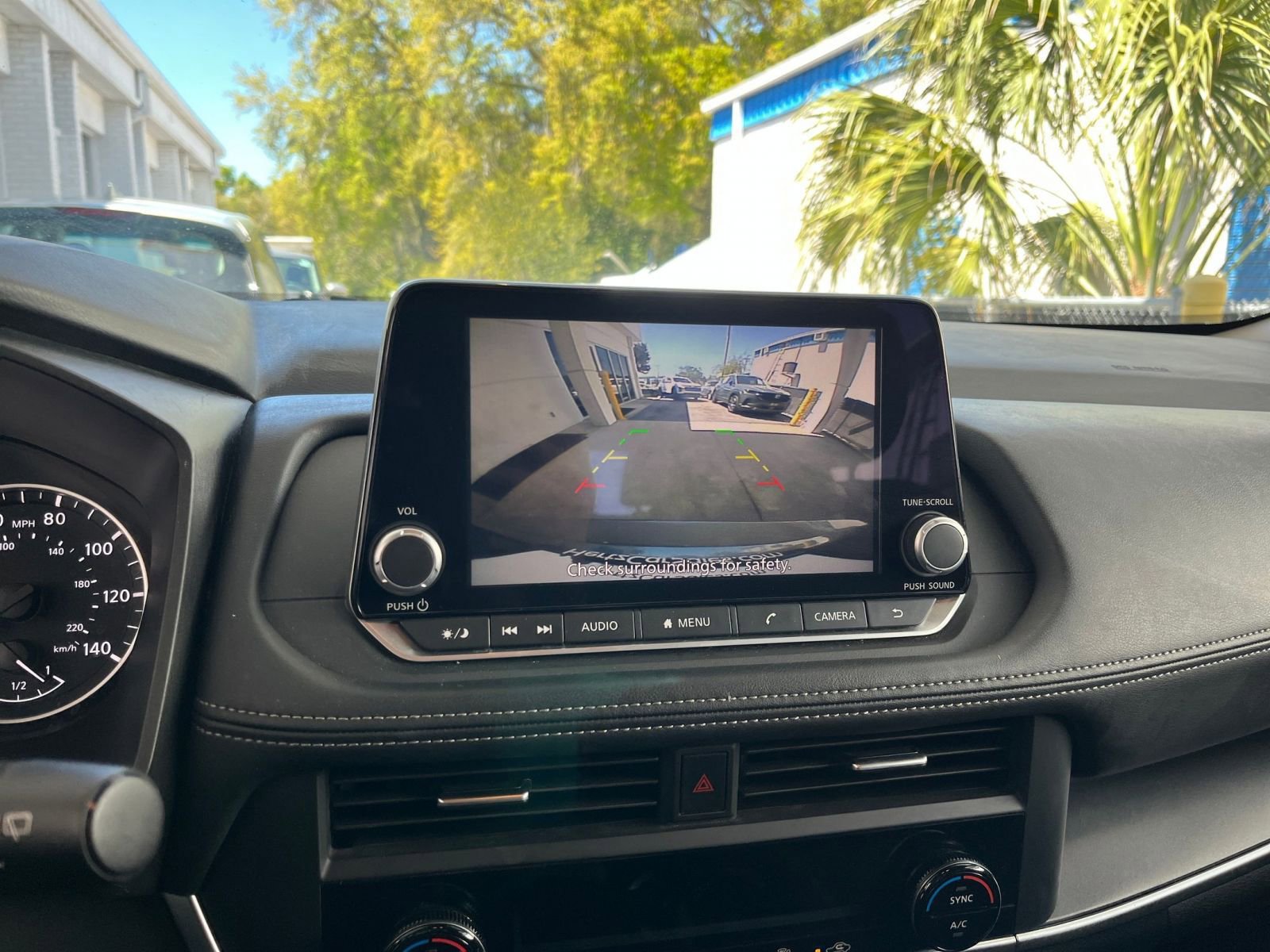 Thumbnail: 2025 Nissan Rogue - 25