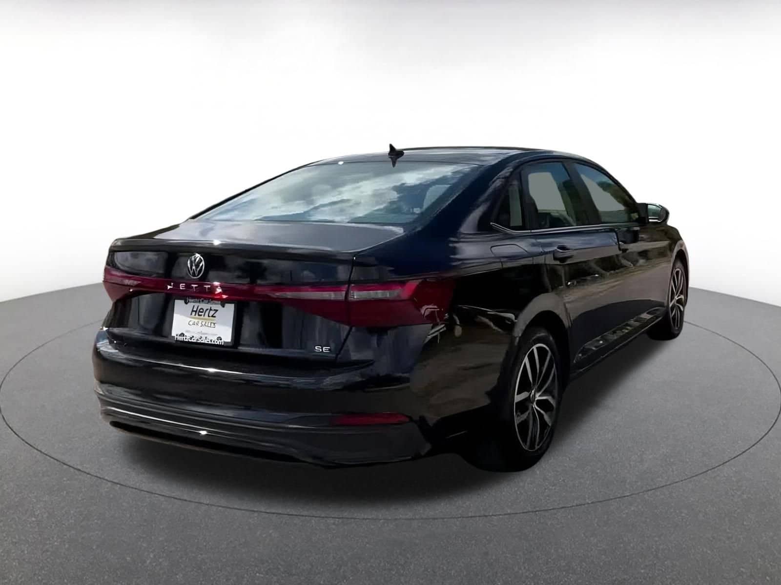 Thumbnail: 2025 Volkswagen Jetta - 14