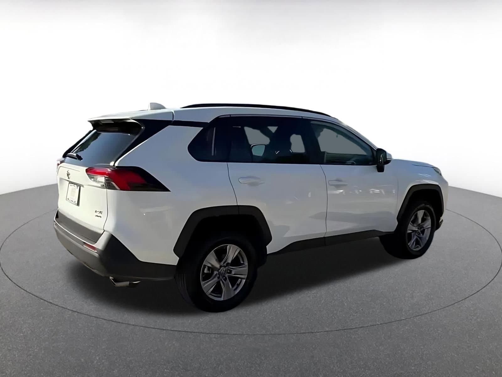 Thumbnail: 2025 Toyota RAV4 - 14