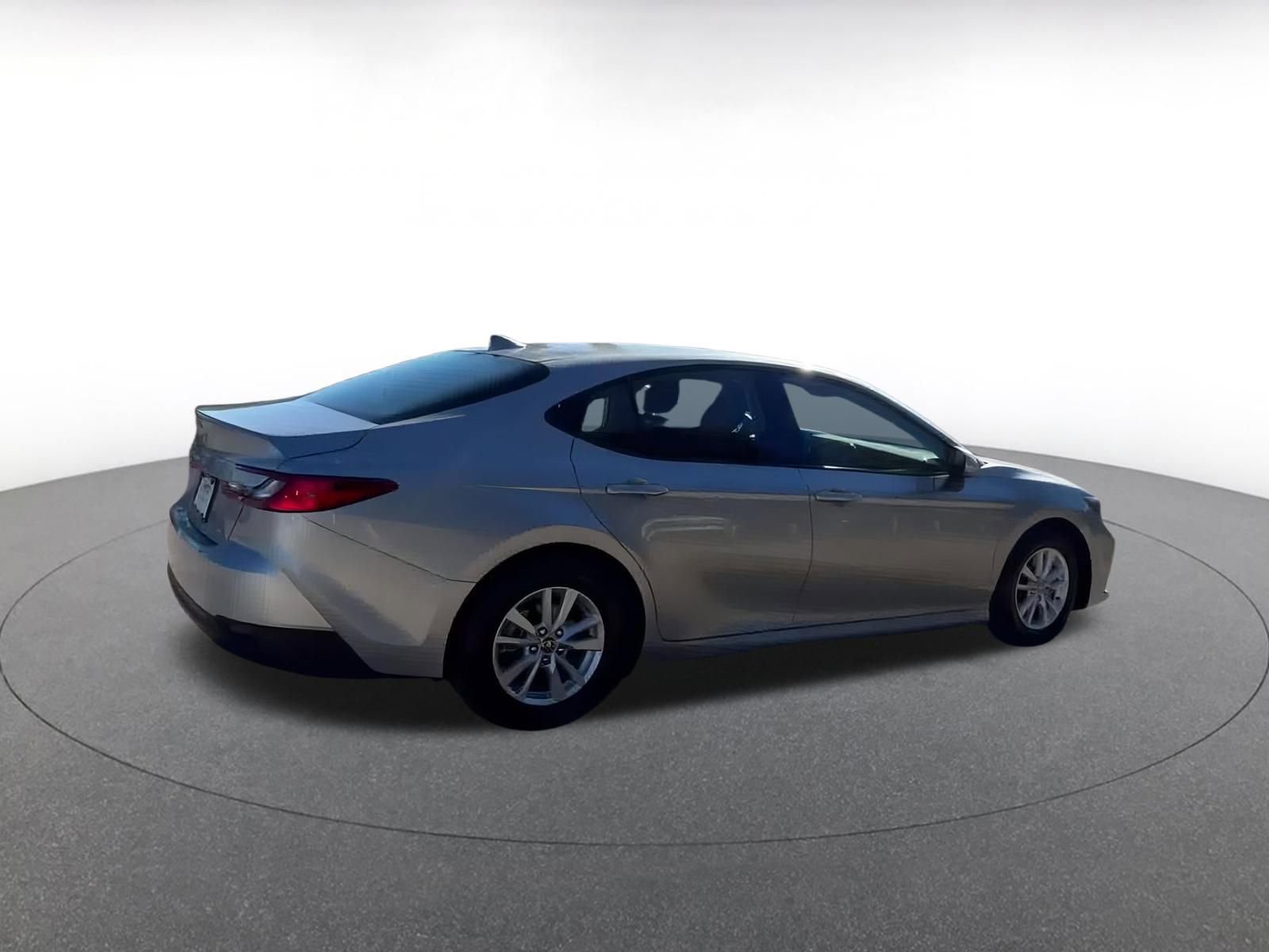 Thumbnail: 2025 Toyota Camry - 12