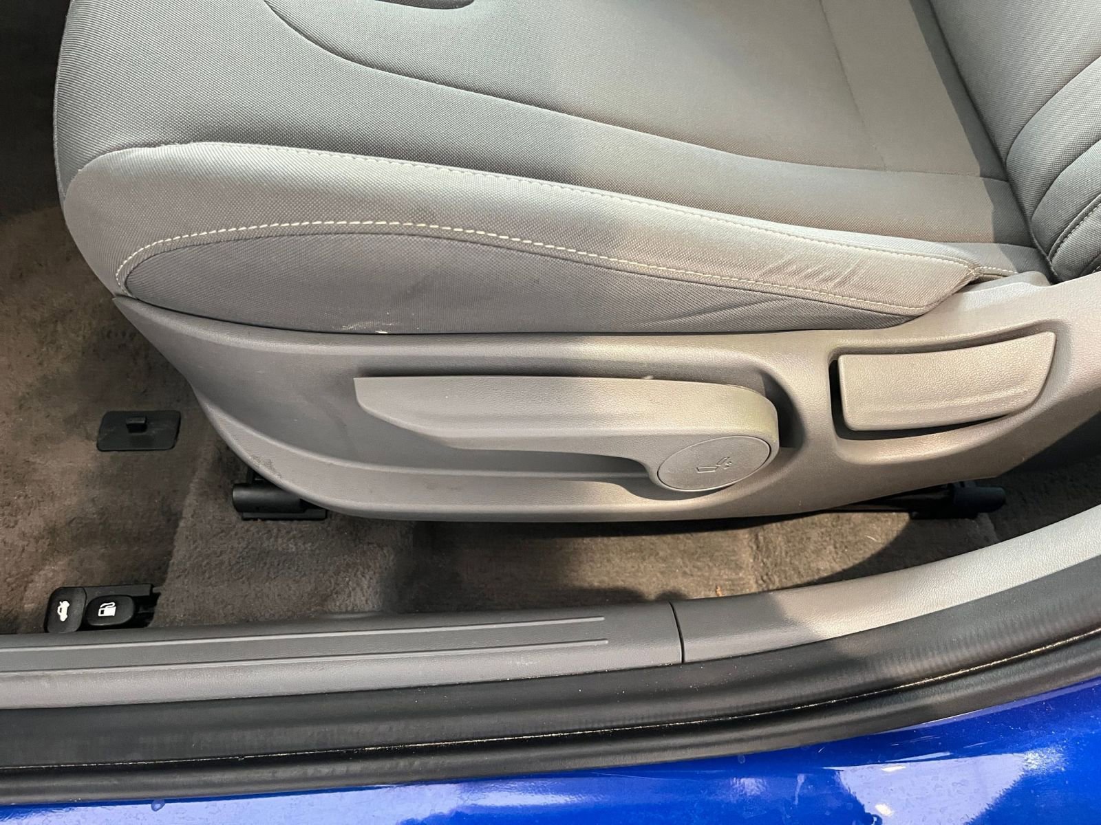 Thumbnail: 2025 Hyundai Elantra - 23