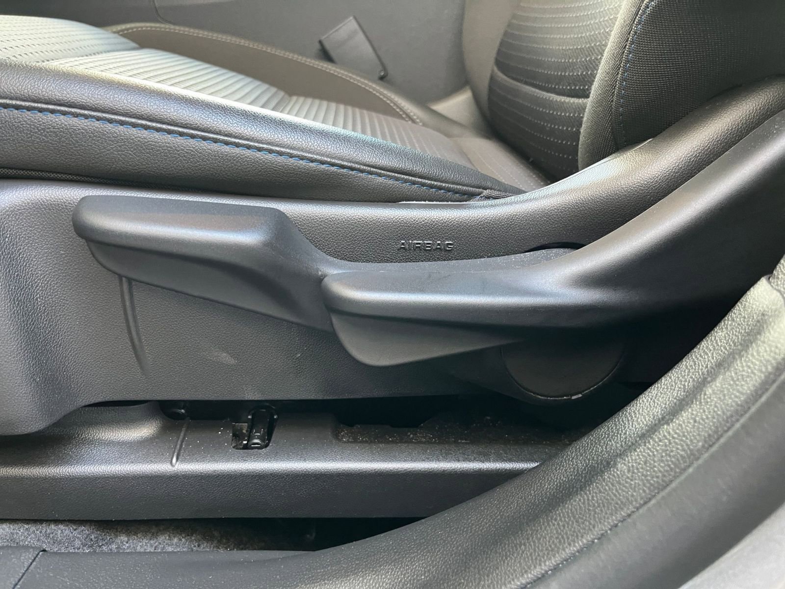 Thumbnail: 2025 Chevrolet Trax - 22