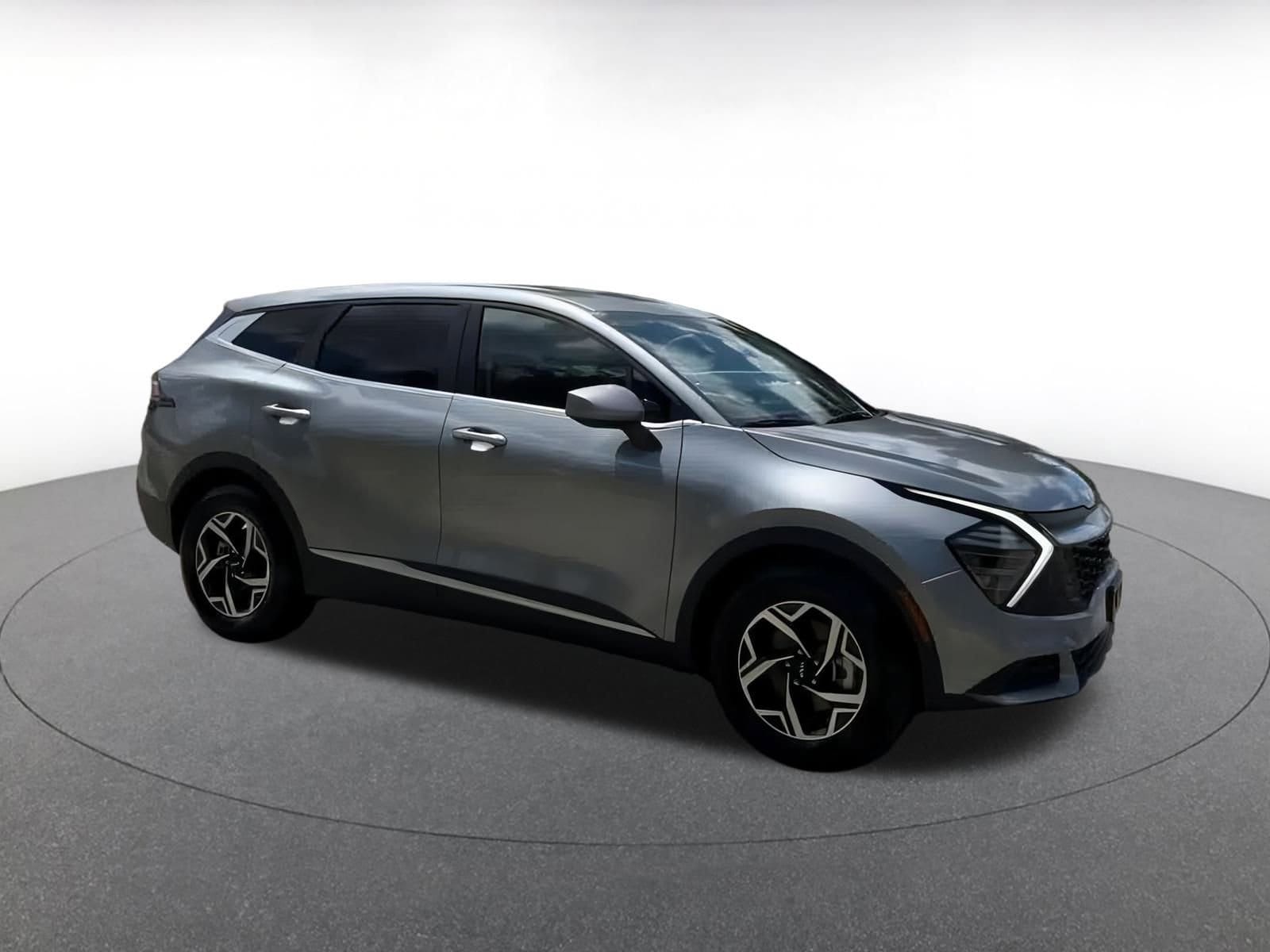 Thumbnail: 2024 Kia Sportage - 1