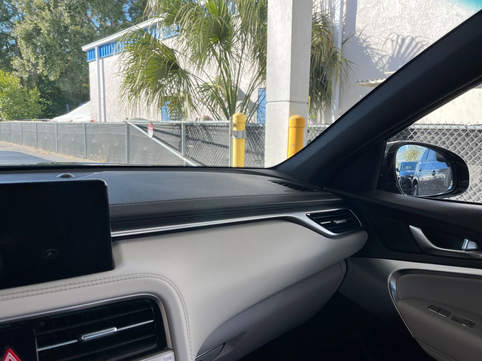 Thumbnail: 2025 Genesis G70 - 35