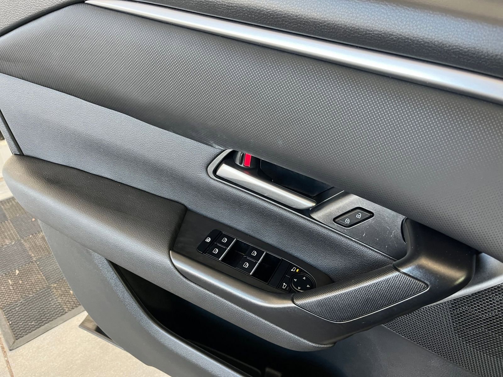 Thumbnail: 2025 Mazda CX-50 - 20