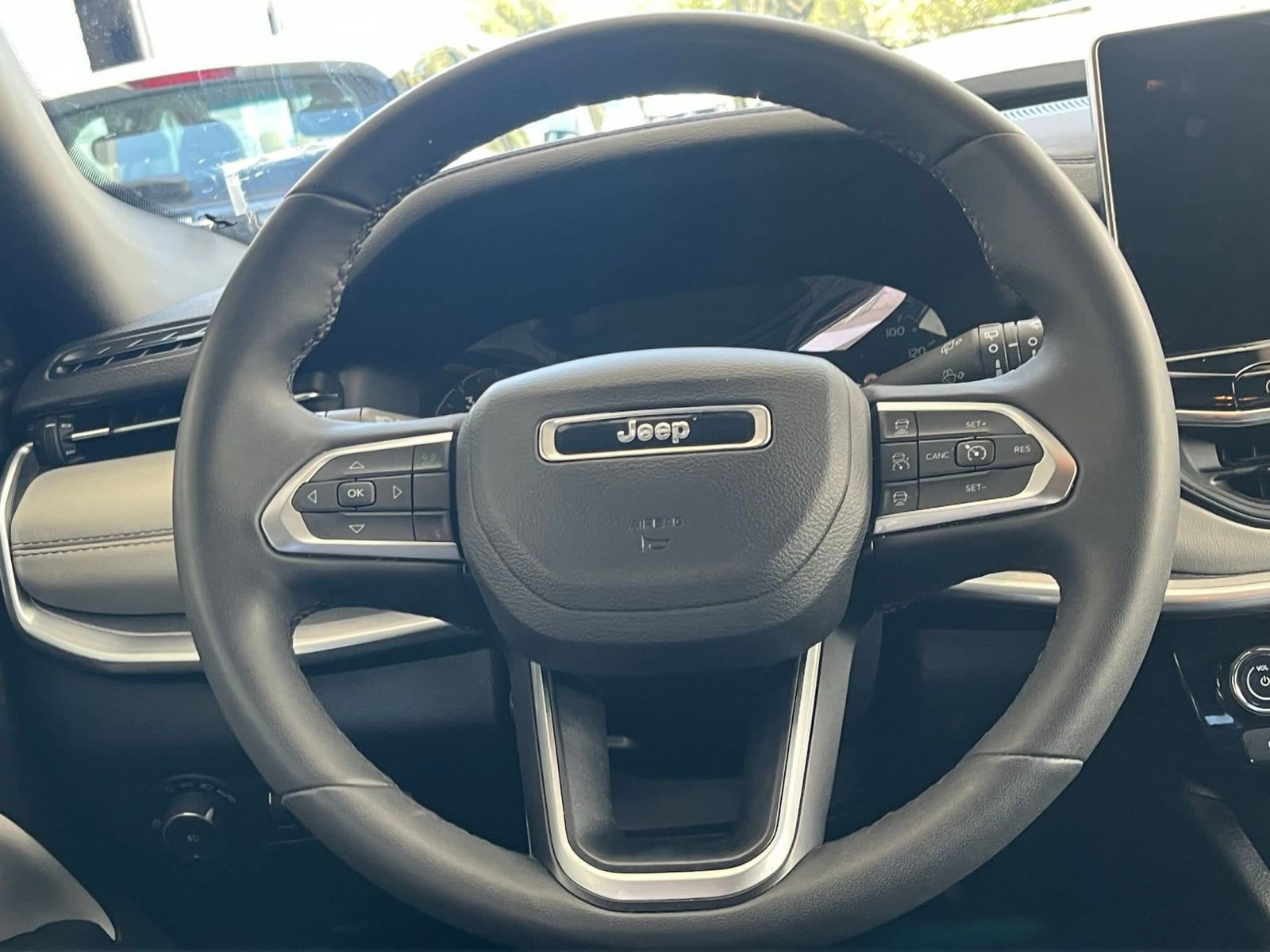 Thumbnail: 2025 Jeep Compass - 29