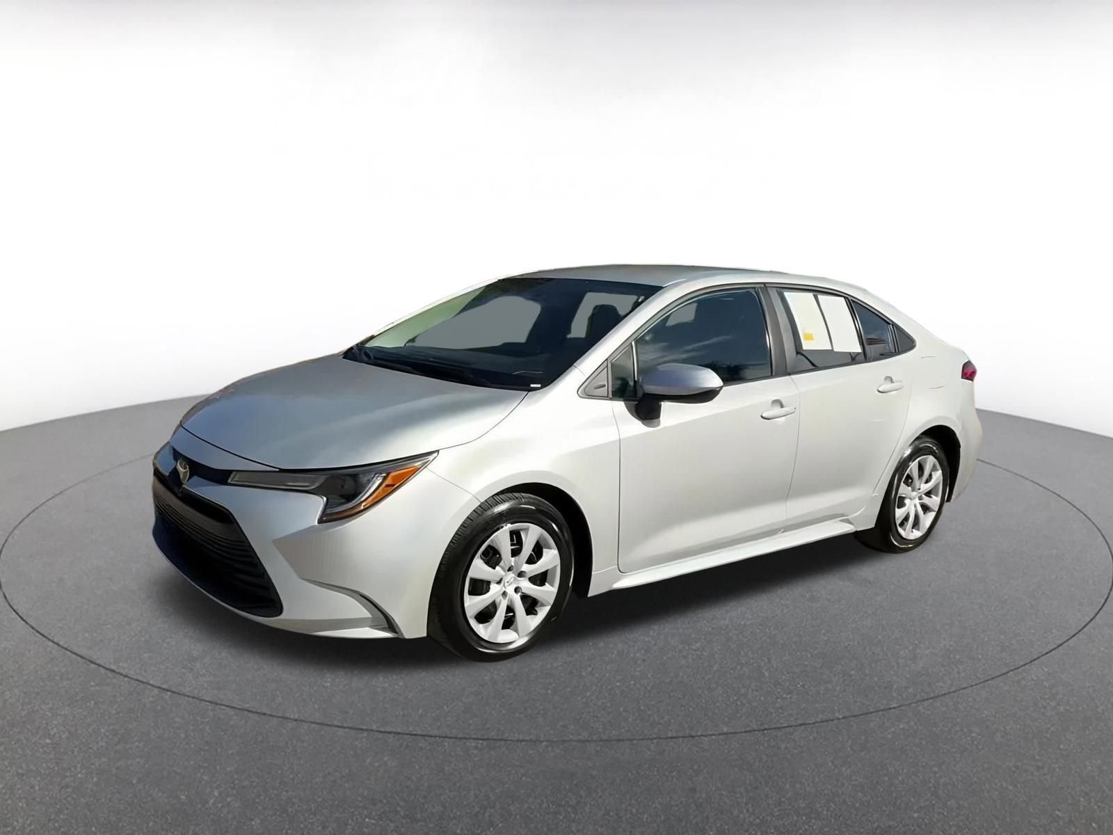 Thumbnail: 2025 Toyota Corolla - 8