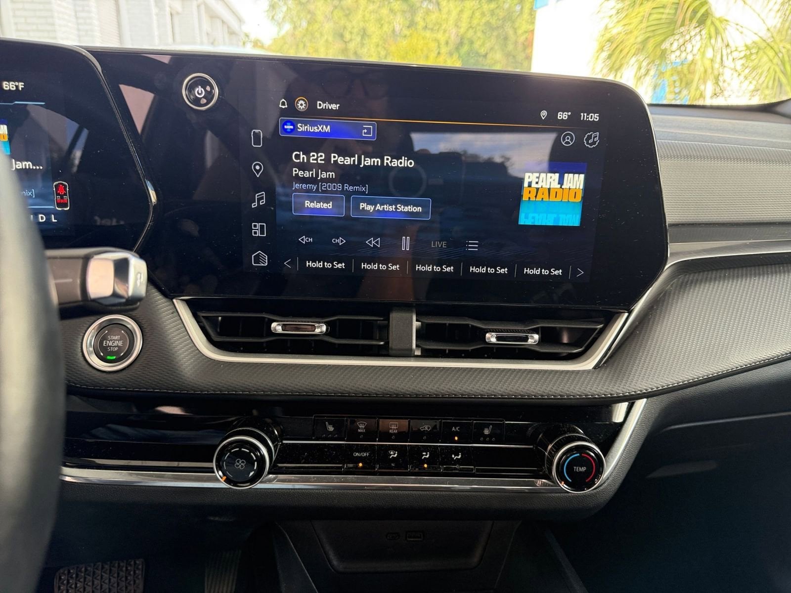 Thumbnail: 2025 Chevrolet Equinox - 17