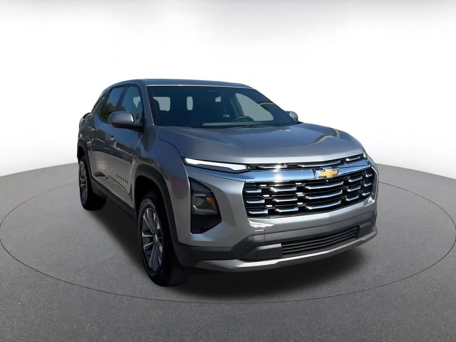 Thumbnail: 2025 Chevrolet Equinox - 3