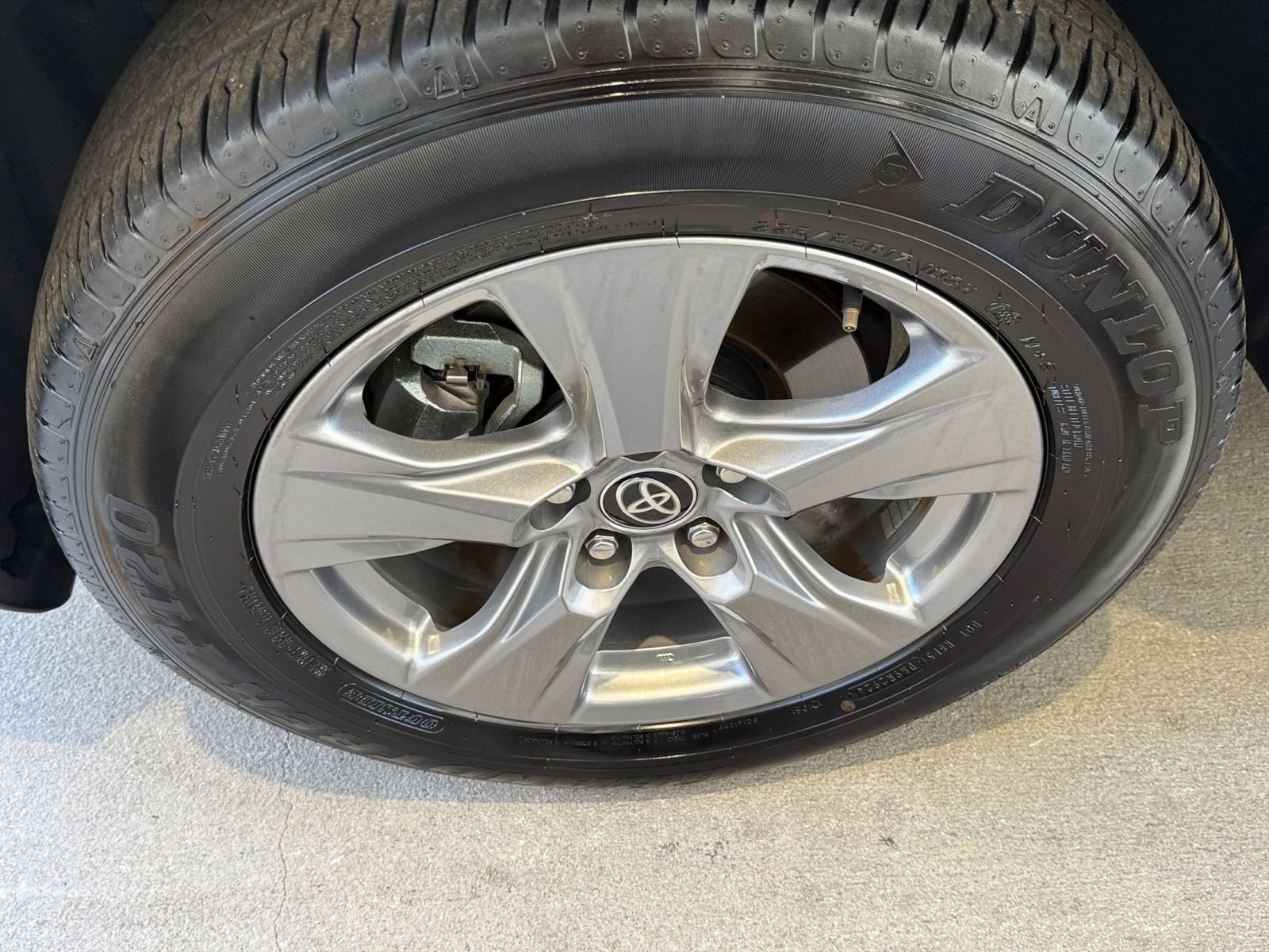 Thumbnail: 2025 Toyota RAV4 - 30