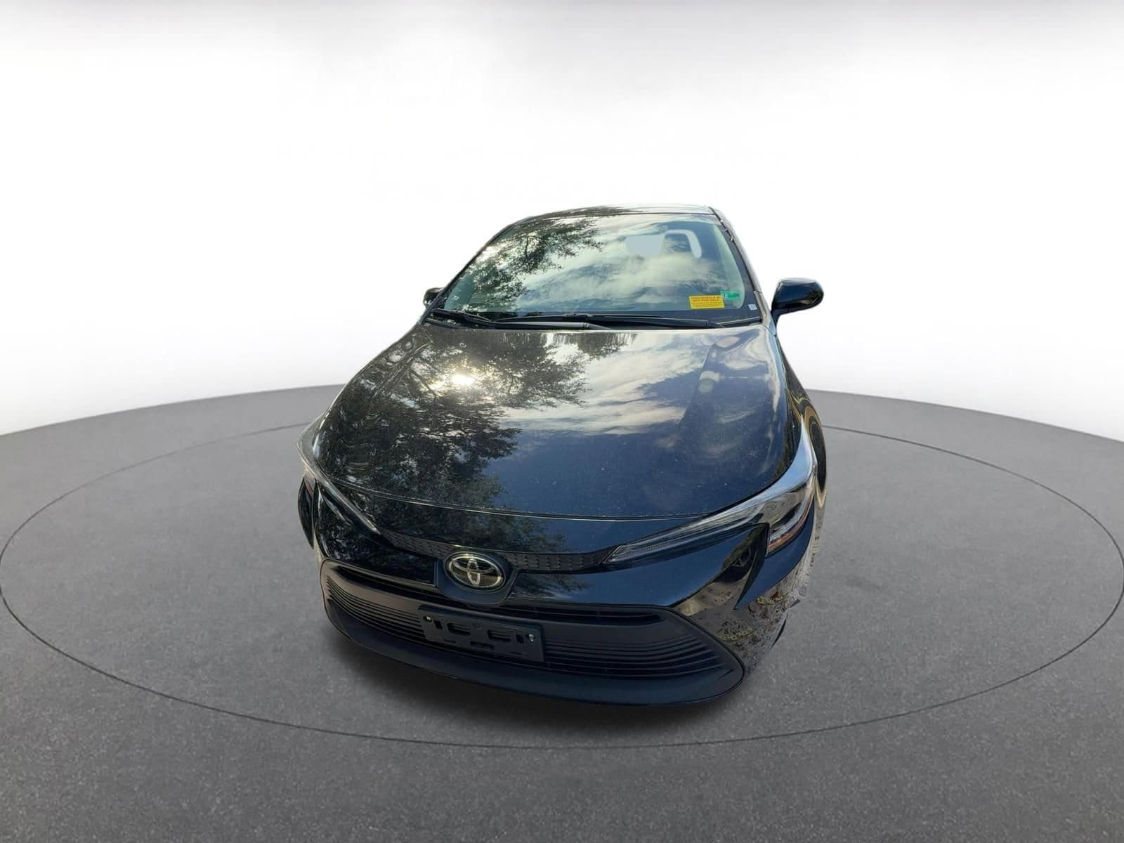 Thumbnail: 2025 Toyota Corolla - 2