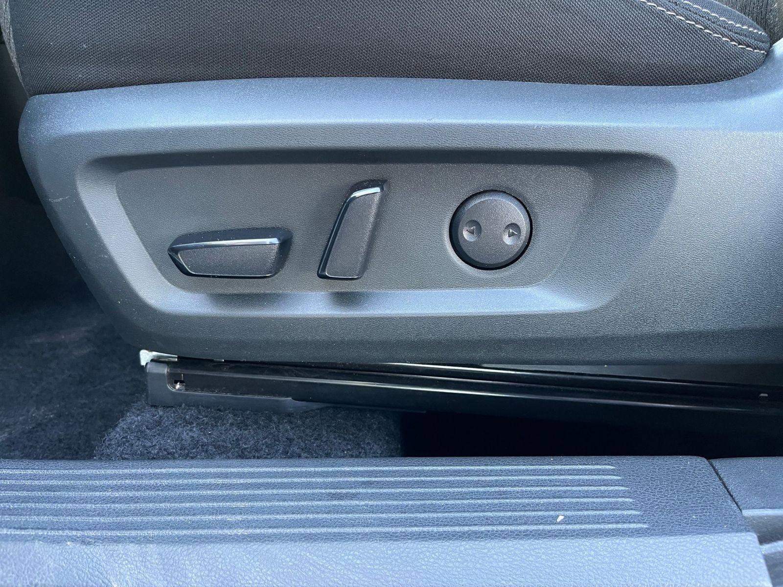 Thumbnail: 2025 Nissan Rogue - 22