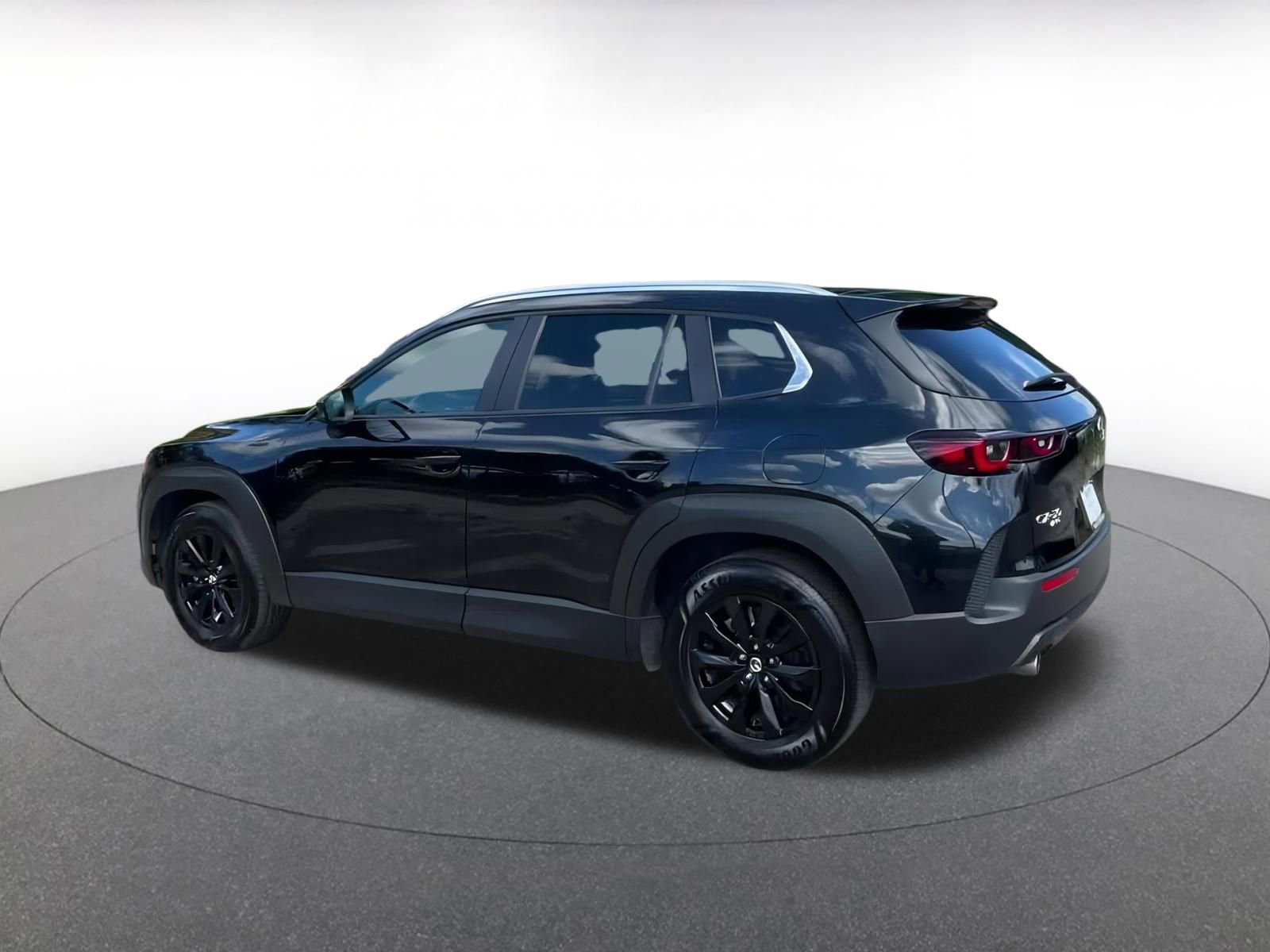 Thumbnail: 2025 Mazda CX-50 - 9