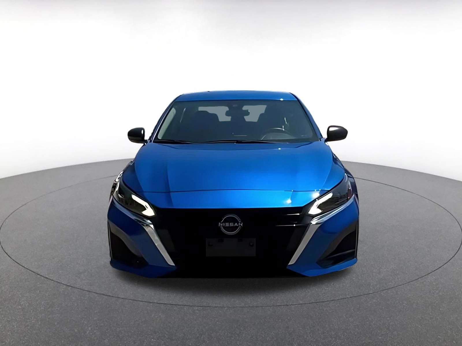 Thumbnail: 2025 Nissan Altima - 4