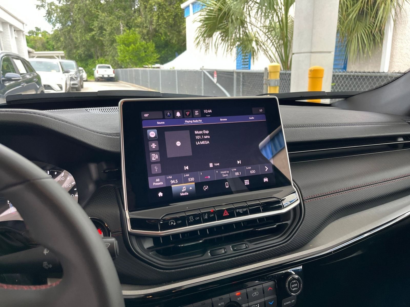 Thumbnail: 2025 Jeep Compass - 18