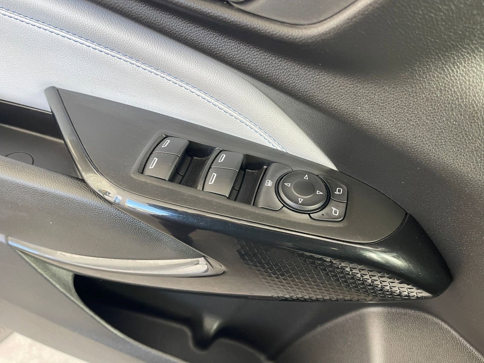 Thumbnail: 2025 Chevrolet Trax - 18