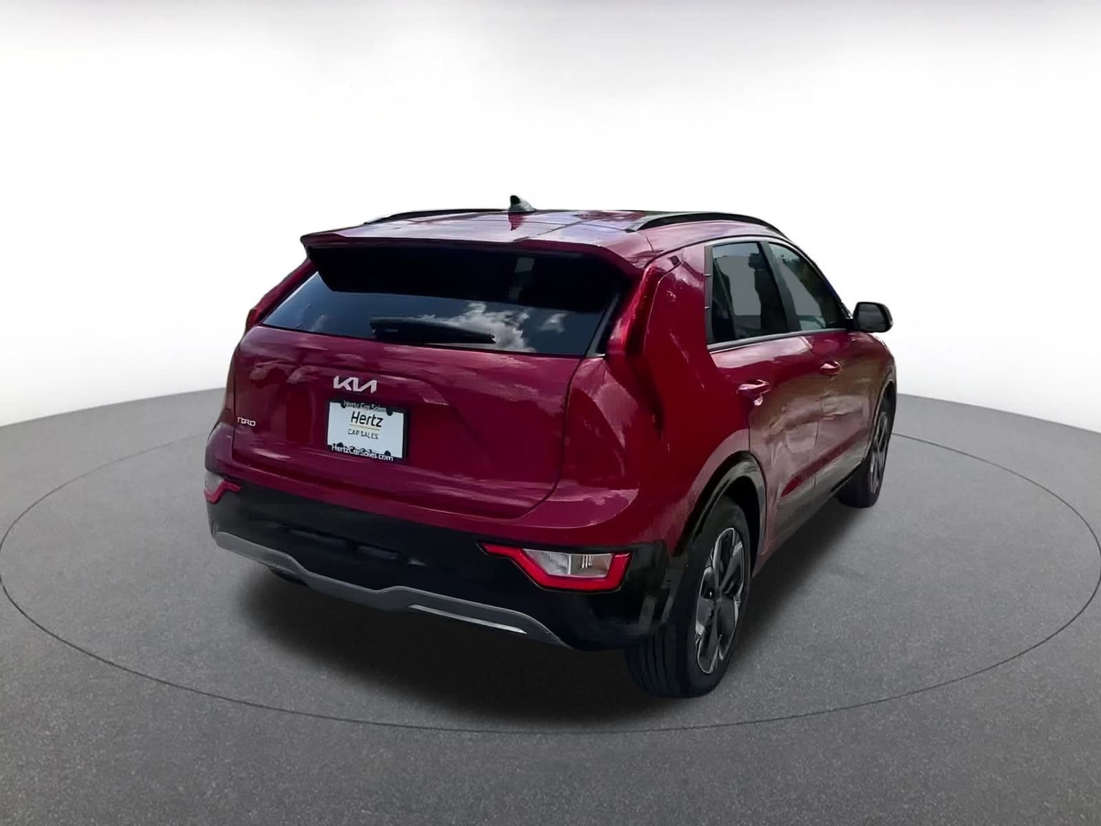Thumbnail: 2023 Kia Niro - 13