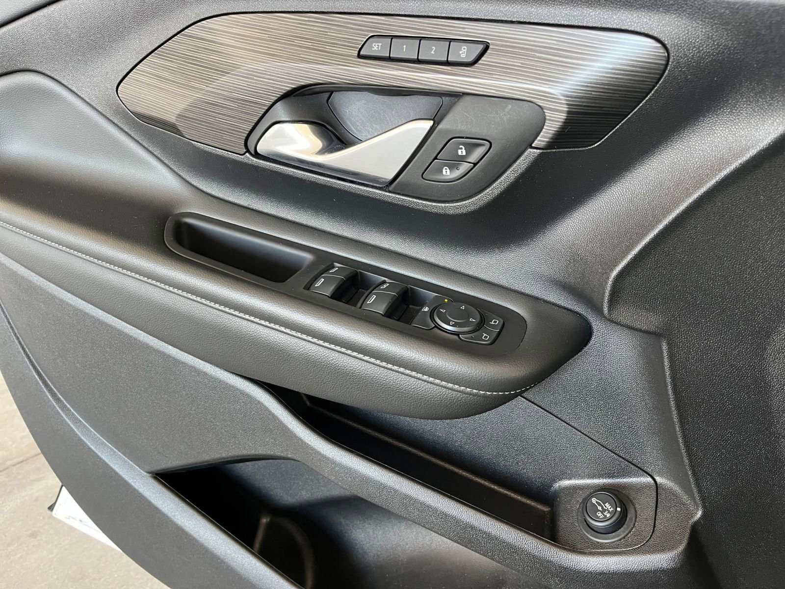Thumbnail: 2024 GMC Terrain - 18