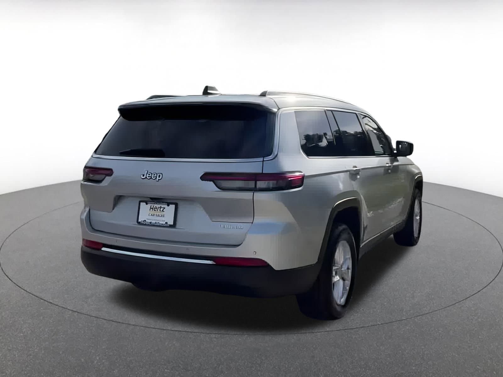 Thumbnail: 2023 Jeep Grand Cherokee - 15