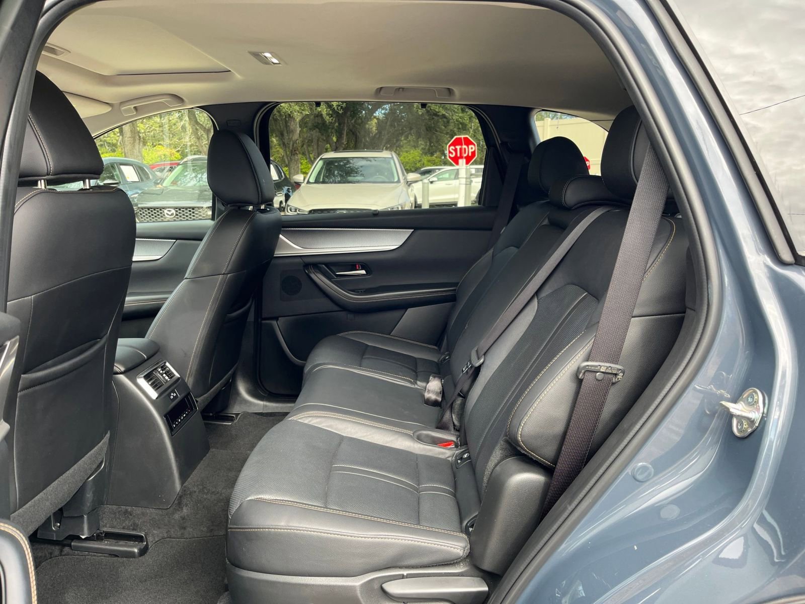 Thumbnail: 2025 Mazda CX-70 - 25