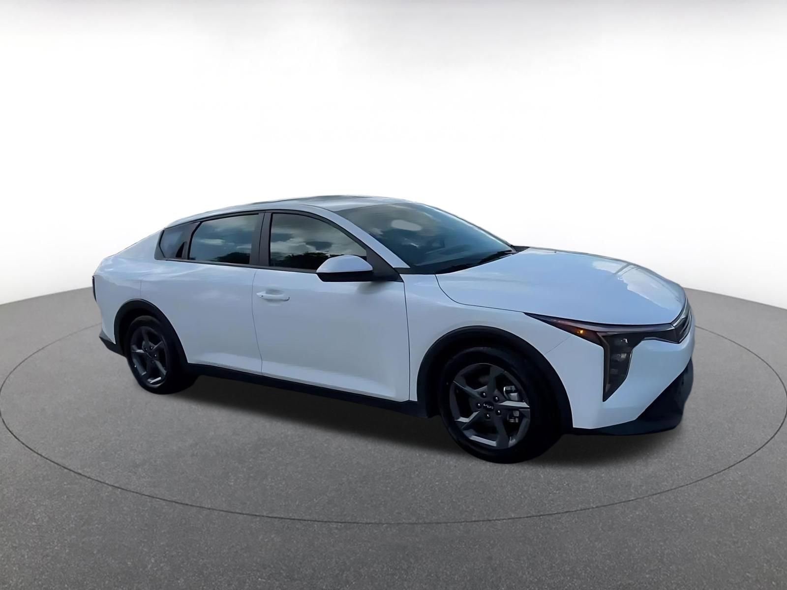 Thumbnail: 2025 Kia K4 - 2