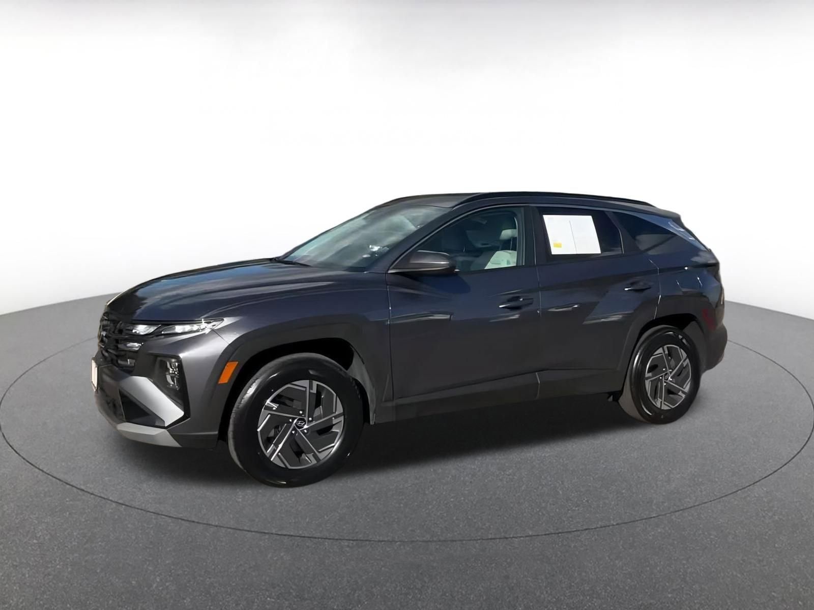 Thumbnail: 2025 Hyundai Tucson - 8