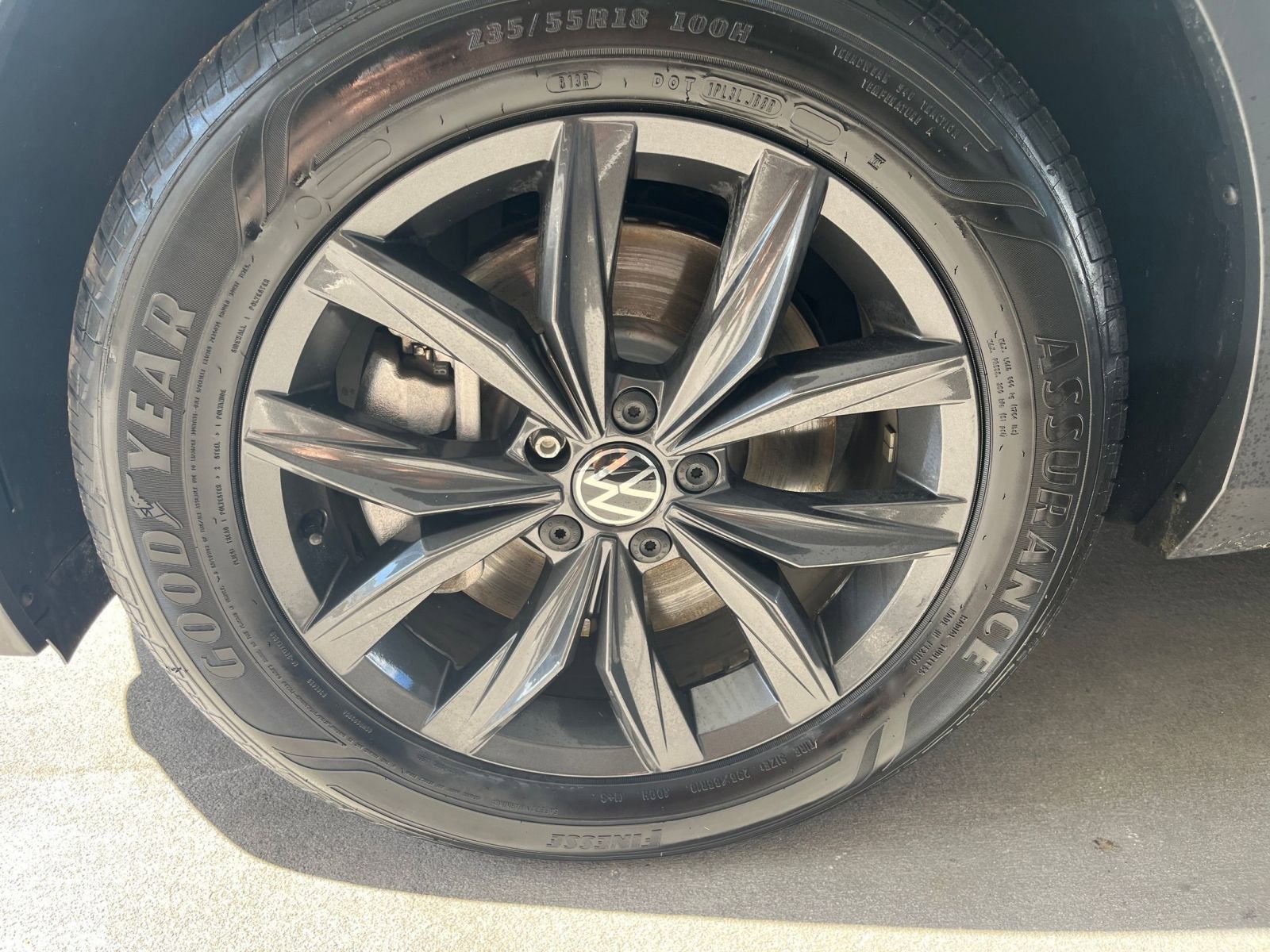 2024 Volkswagen Tiguan 2.0T 30