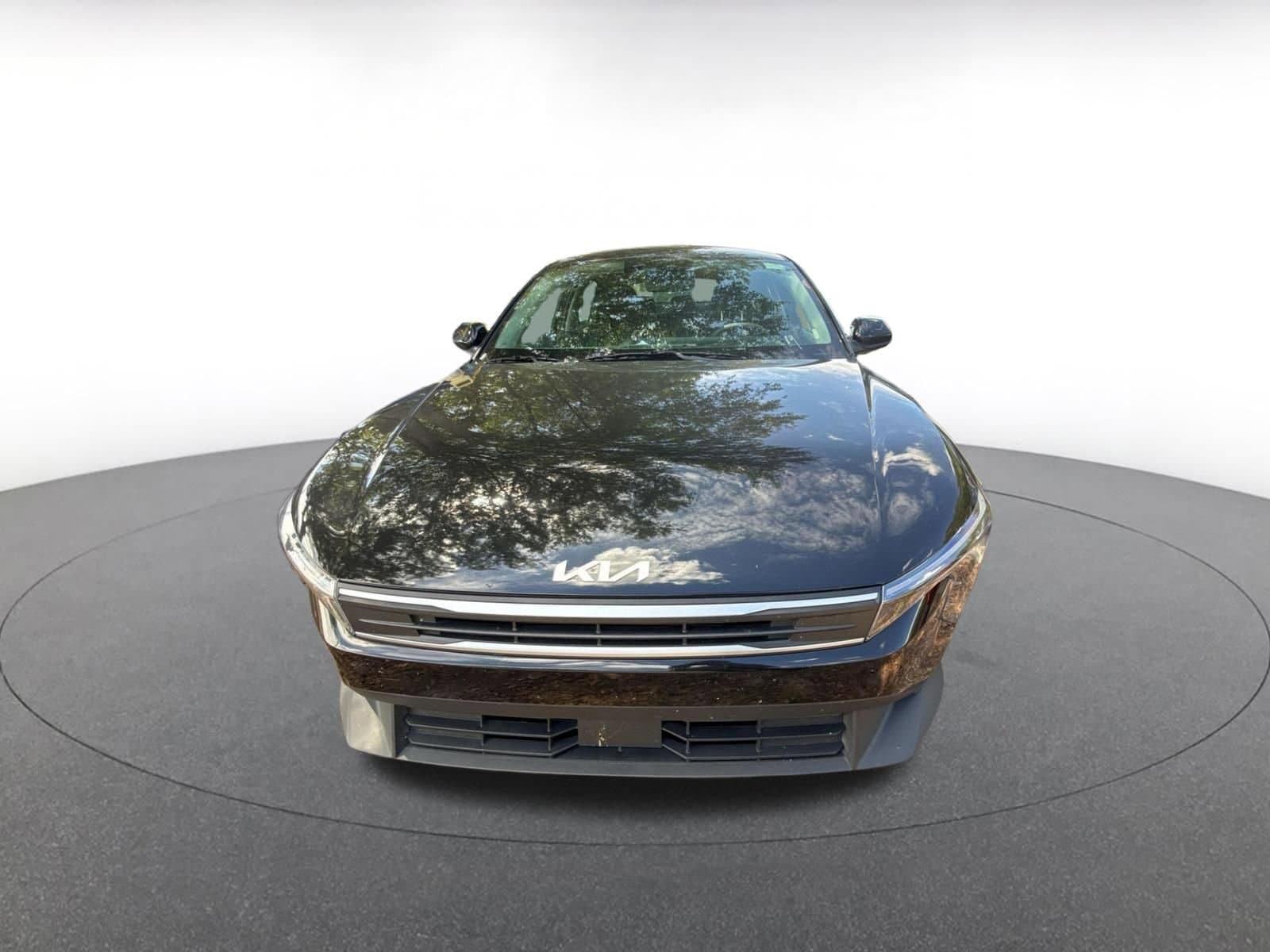 Thumbnail: 2025 Kia K4 - 3