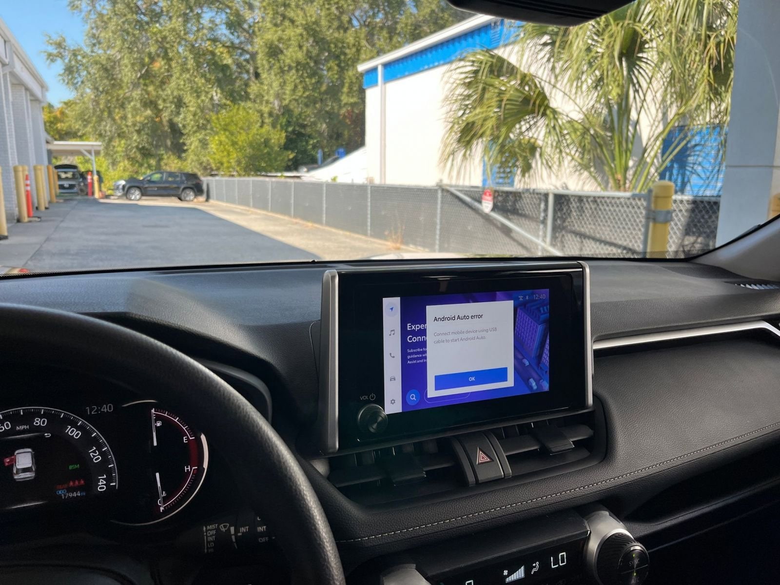 Thumbnail: 2025 Toyota RAV4 - 18