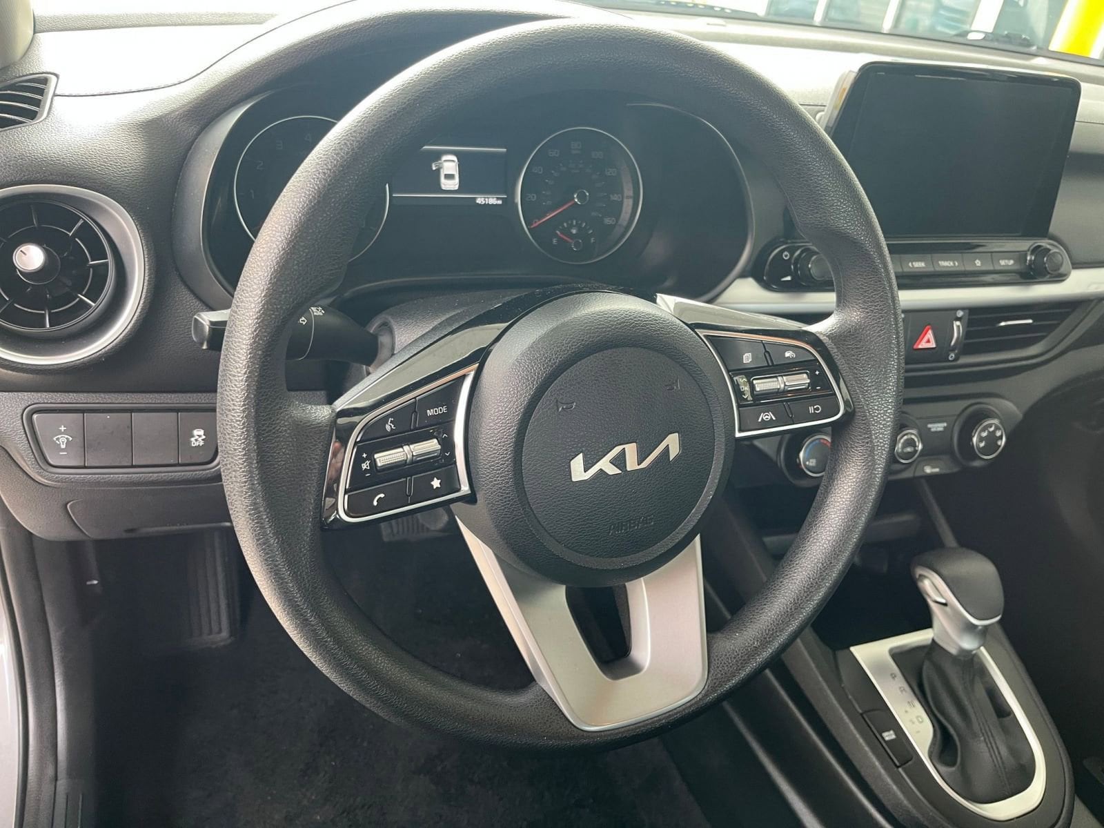 Thumbnail: 2024 Kia Forte - 25