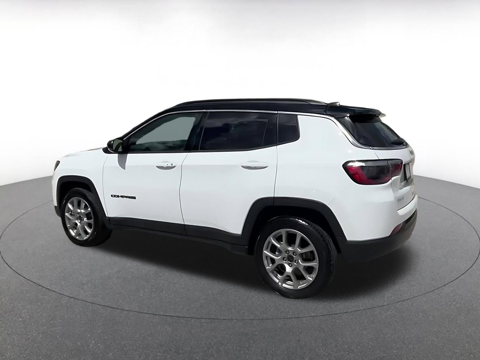 Thumbnail: 2025 Jeep Compass - 10