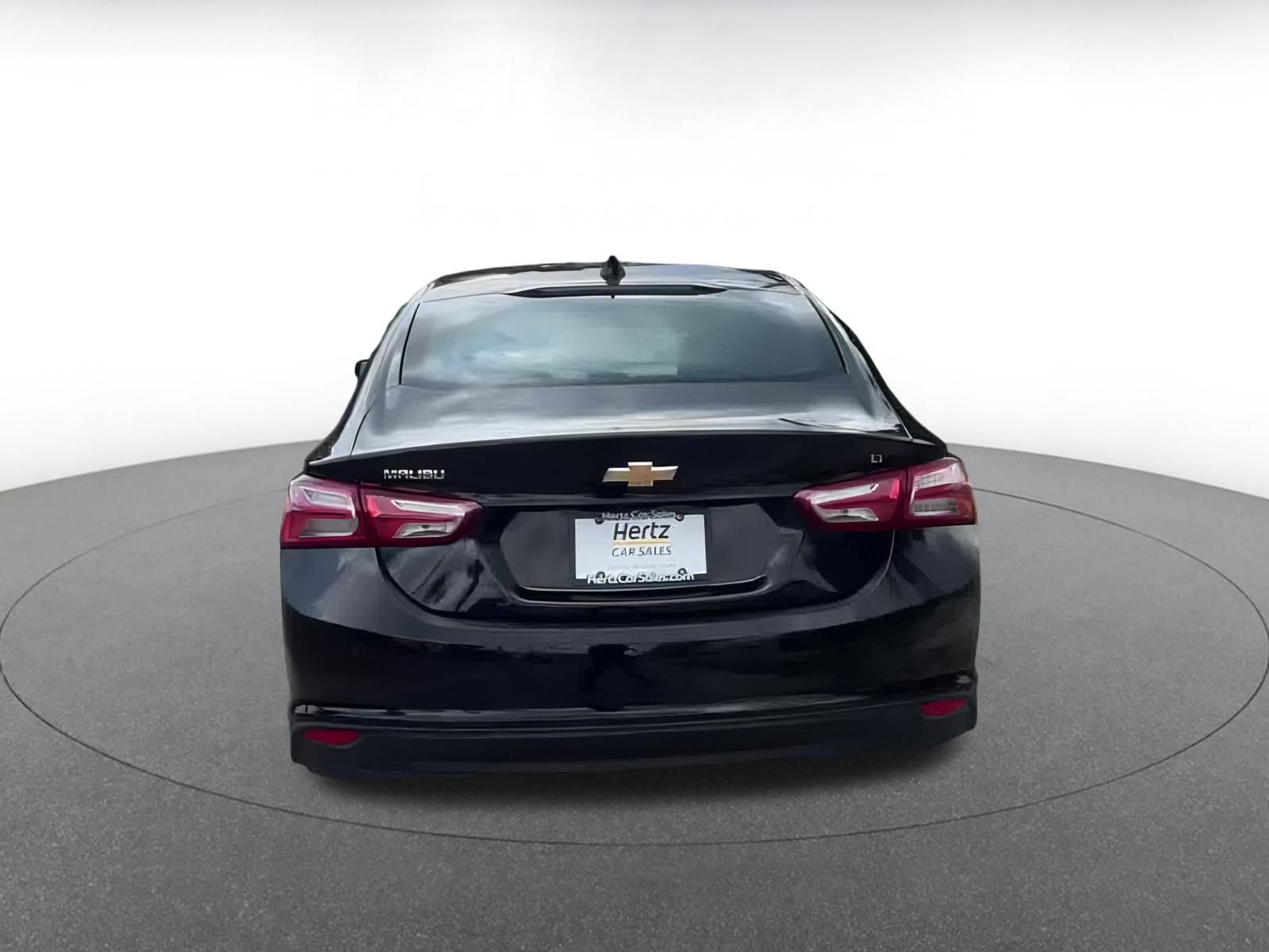 Thumbnail: 2024 Chevrolet Malibu - 12