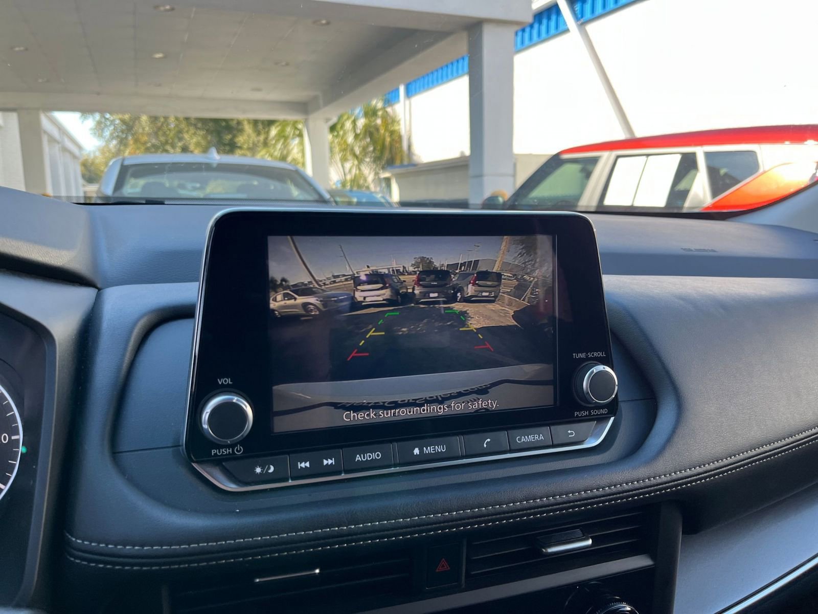 Thumbnail: 2025 Nissan Rogue - 25