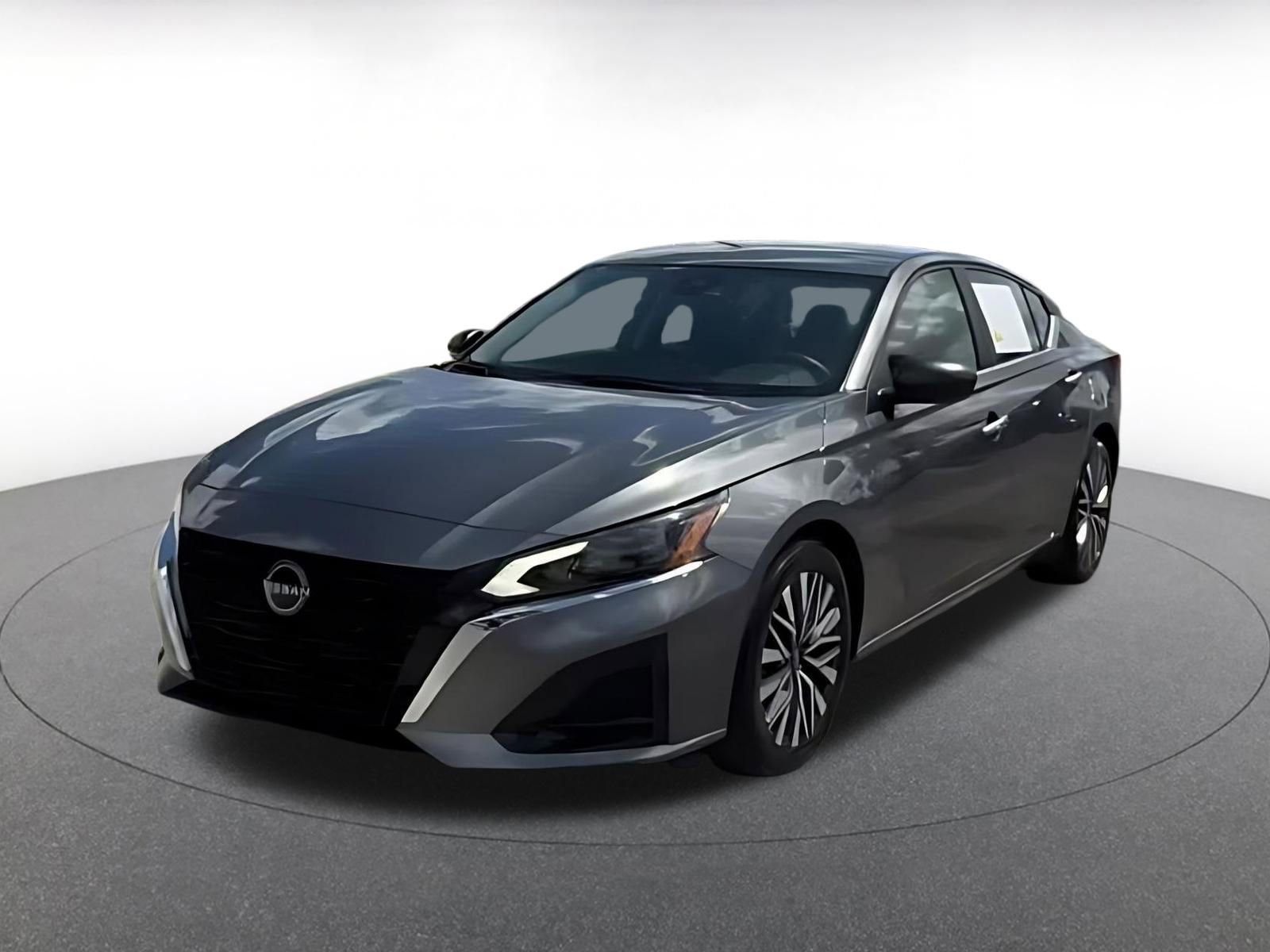 Thumbnail: 2025 Nissan Altima - 10