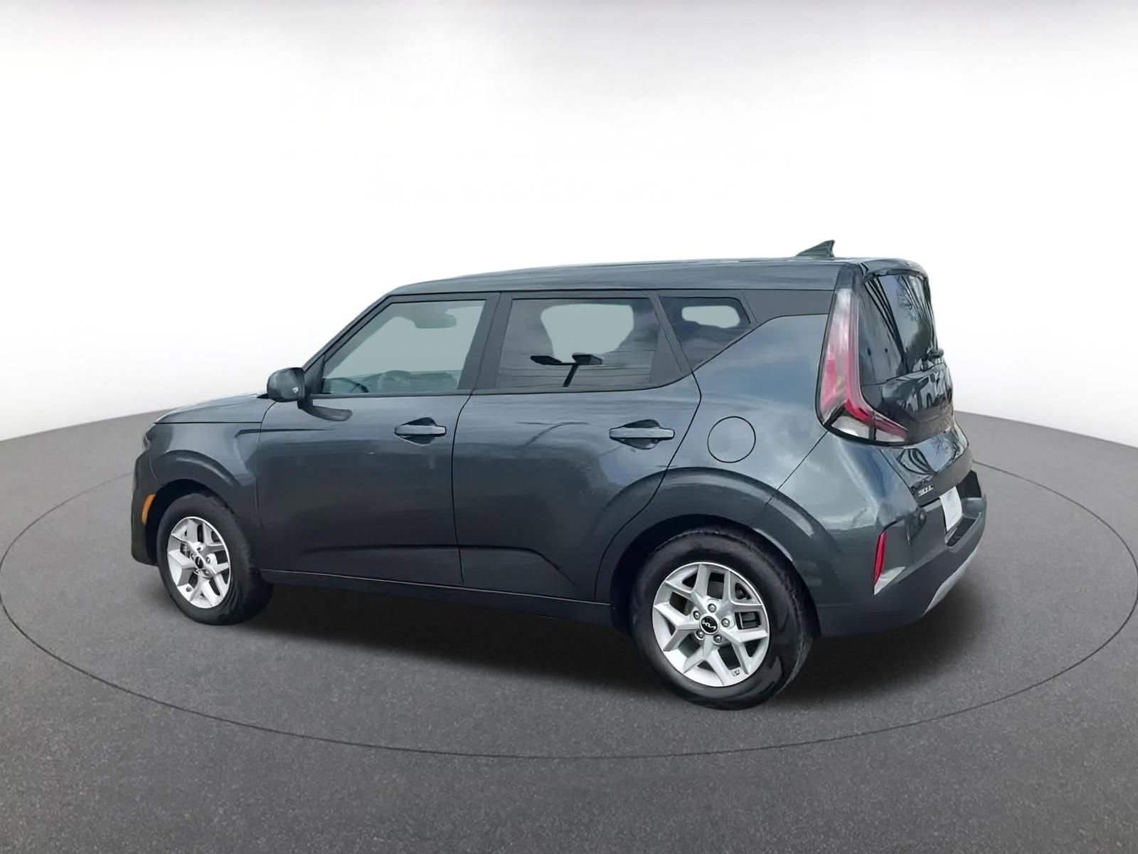 2024 Kia Soul LX 10