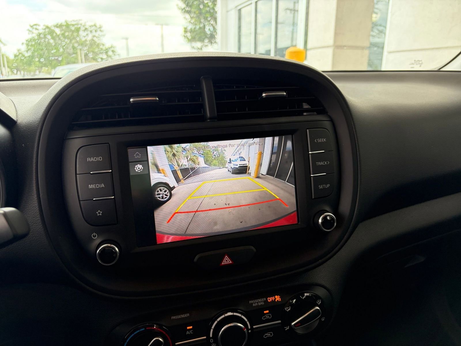 Thumbnail: 2025 Kia Soul - 24