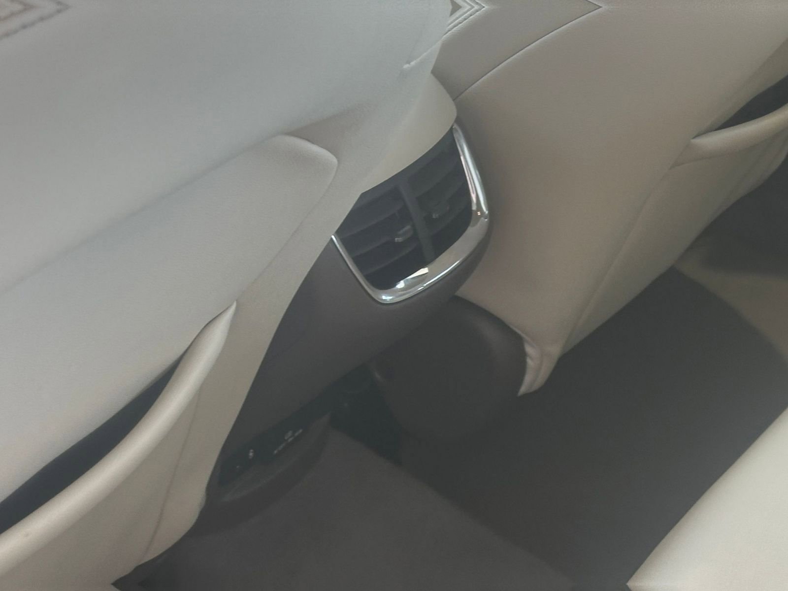 Thumbnail: 2024 Chevrolet Malibu - 23