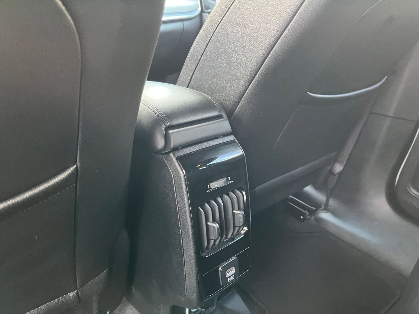 Thumbnail: 2025 Jeep Compass - 24