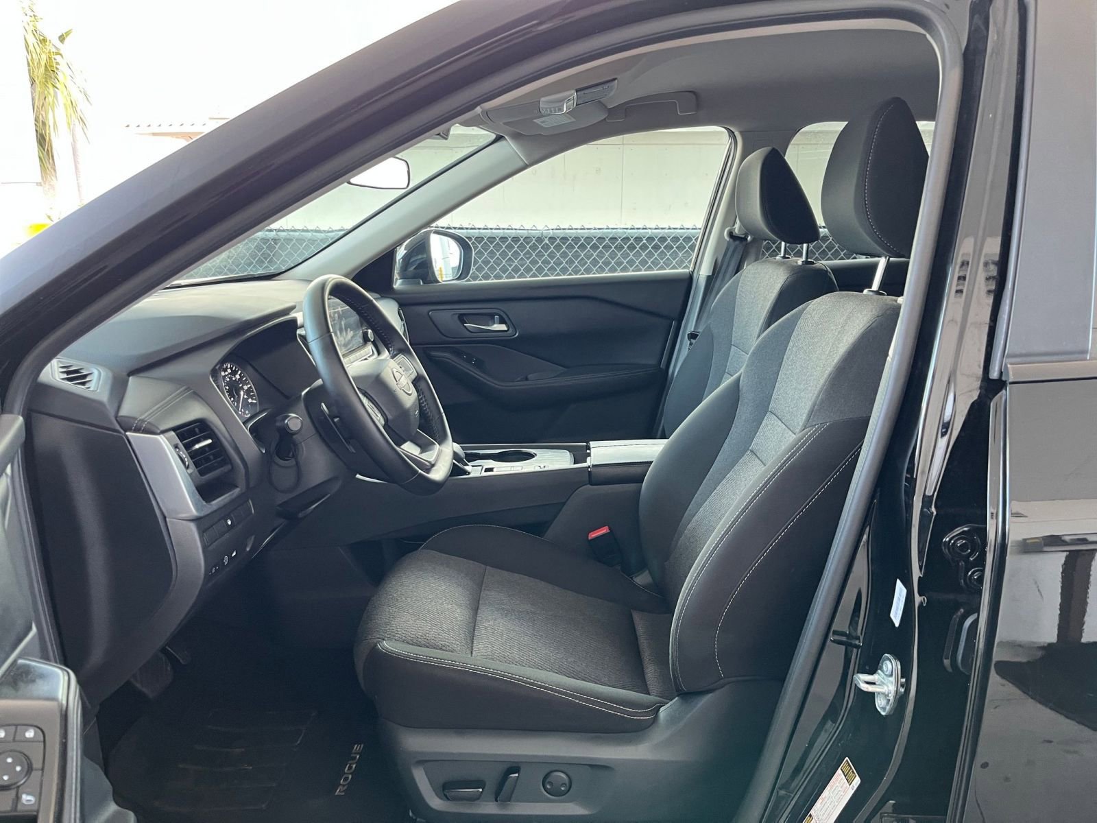 Thumbnail: 2025 Nissan Rogue - 28