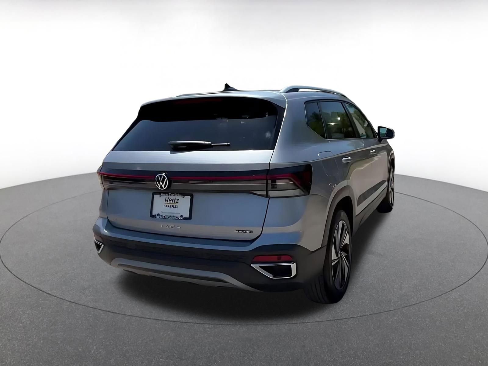 Thumbnail: 2025 Volkswagen Taos - 15