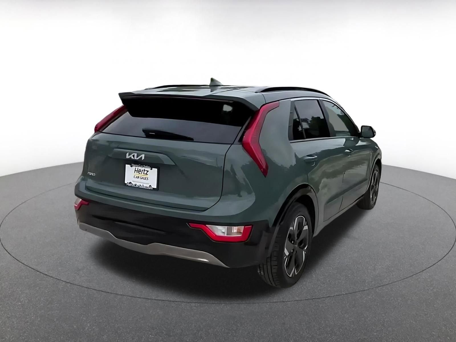 Thumbnail: 2024 Kia Niro - 15