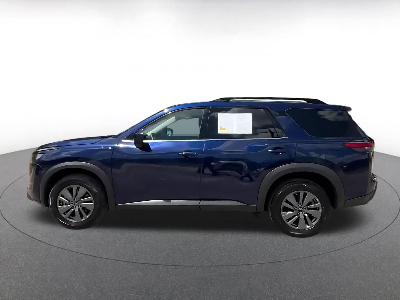 Thumbnail: 2025 Nissan Pathfinder - 9