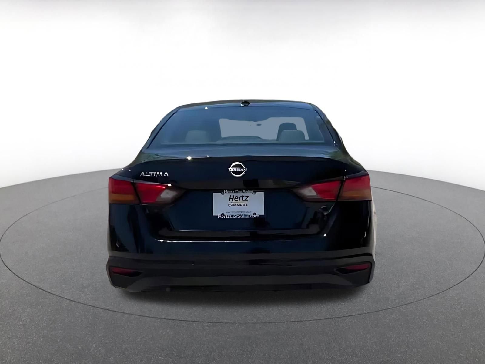 Thumbnail: 2025 Nissan Altima - 10