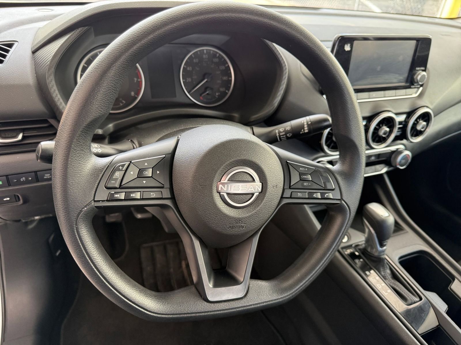 Thumbnail: 2025 Nissan Sentra - 25