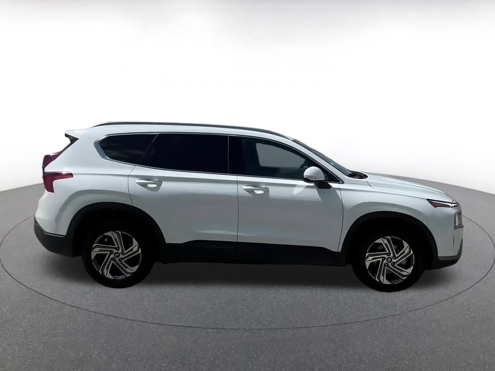 Thumbnail: 2023 Hyundai Santa Fe - 16
